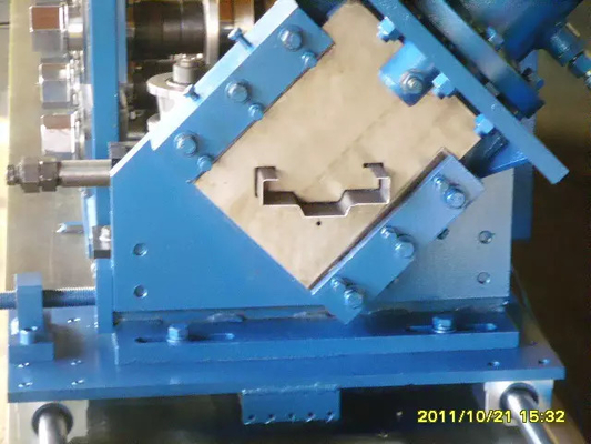 4.5kw Panjur Çıtaları Rulo Şekillendirme Makinesi PLC Dönüştürücü