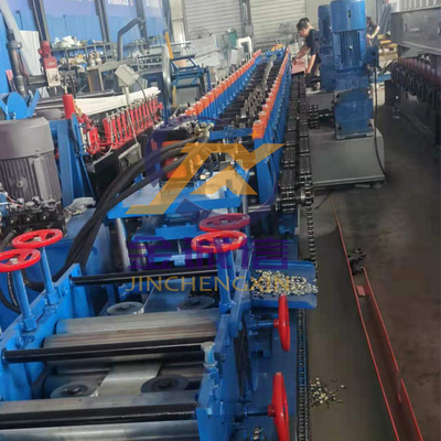 Kırmızı Renkli Fotovoltaik dirsek Rulo Şekillendirme Makinesi PLC Kontrolü Tam Otomatik