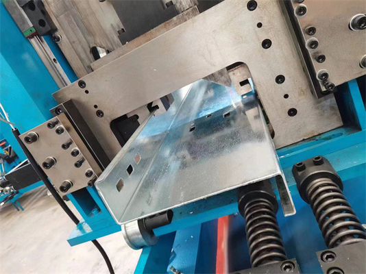Çelik Konstrüksiyon Çatı Duvarı İçin 30m / Min CZ Aşık Rulo Şekillendirme Makinesi