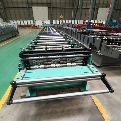 Yüksek Hızlı Çelik Zemin Güverte Makinesi 0.8-1.5mm Kalınlık Özelleştirilmiş Şekil