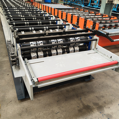 1.5mm İçinde Çelik Metal Kompozit Zemin Güverte Makinesi Yüksek Hassasiyet