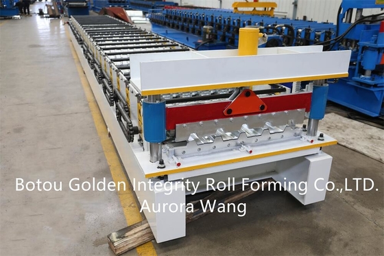 Yüksek Hızlı Çatı Paneli Rulo Şekillendirme Makinesi Galvanizli Çelik