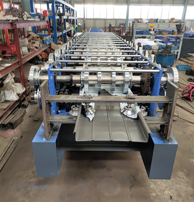 Galvanizli Çelik Daimi Dikişli Çatı Paneli Rulo Şekillendirme Makinesi Taşınabilir
