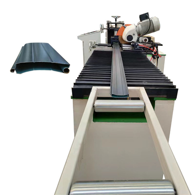 PU Köpük 380V Kepenk Rulo Şekillendirme Makinesi 20m / dak Çift Katmanlı