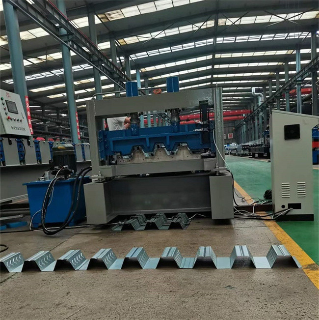 Renkli Çelik Zemin Döşeme Rulo Şekillendirme Makinesi 0.8-1.5mm Kalınlık