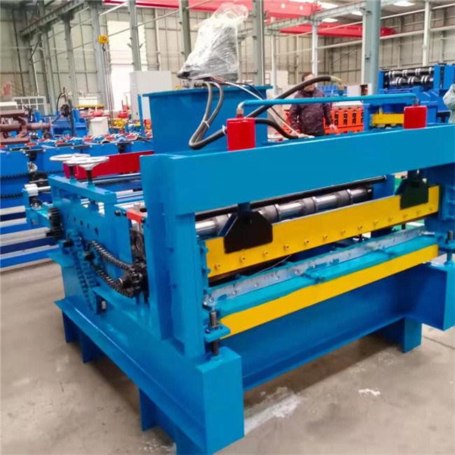 PPGI GI PPGL GL Çelik Rulo için 0.5mm Hassas Eğme Kesme Makinesi